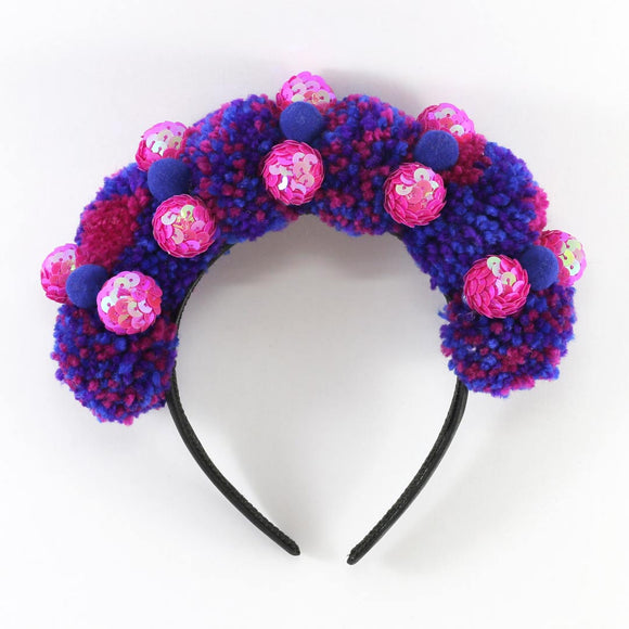 POMPOM CROWN